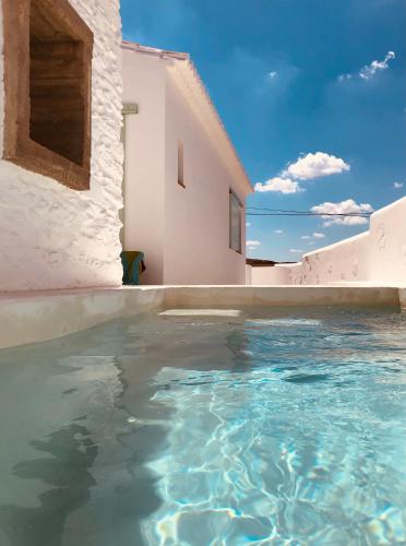 Swimming pool, Herdade de Alagaes in Alcaria Ruiva