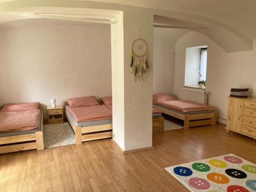 . Příjemný apartmán se zahradou