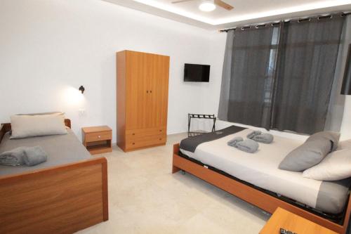 One-Bedroom Apartment (3 Adults) image 5