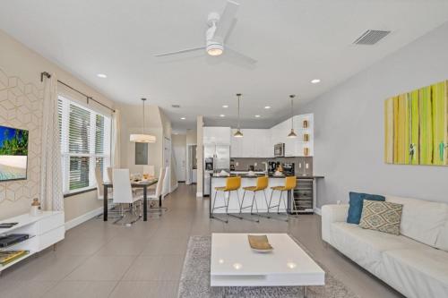 1511RETREAT townhouse - image 13