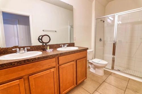 Amazing 4BR Resort Townhome with Splash Pool-4686TD villa - image 4
