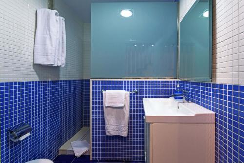Three-Bedroom Villa image 7