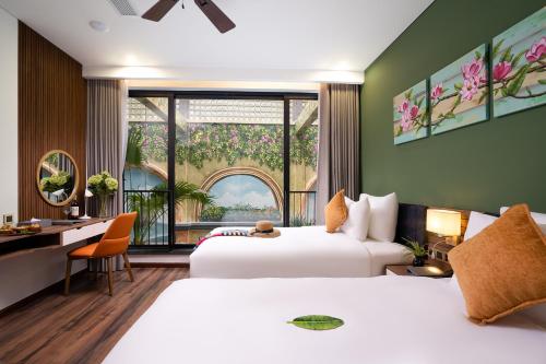 386968136 Chi House Danang Hotel and Apartment