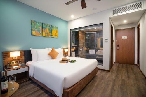 386971806 Chi House Danang Hotel and Apartment