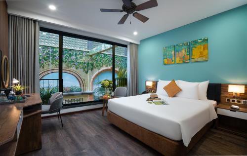 386971838 Chi House Danang Hotel and Apartment