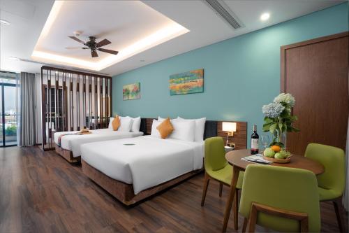 386978910 Chi House Danang Hotel and Apartment