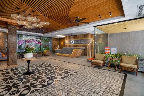 386982800 Chi House Danang Hotel and Apartment