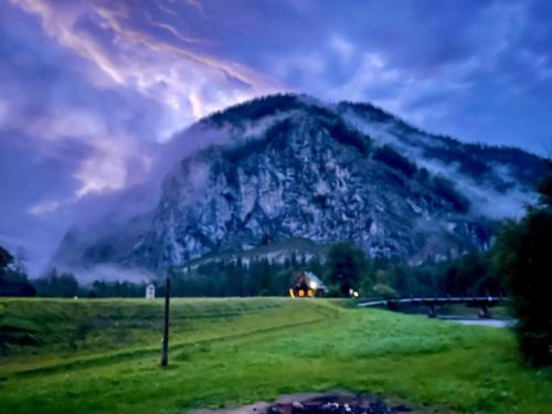 Weichselboden, Alte Schule in Semmering