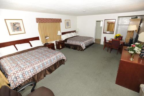 Victoria Motel - image 9