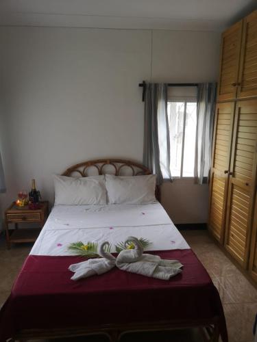 Guestroom, Villa Karel Mauritius Beach house in Bel Ombre