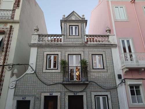 1881 Historical duplex Suite, Unterkunft in Lissabon