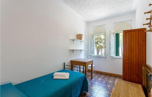 Three-Bedroom Holiday Home  image 9