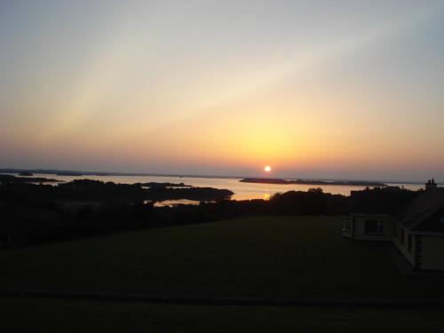 Surrounding environment, Tullaleagan Guesthouse in Oughterard