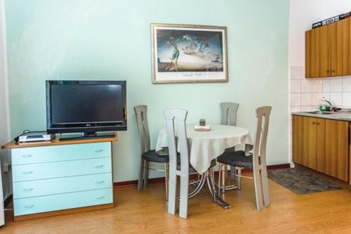 Létesítmények, Family friendly apartments with a swimming pool Sveti Anton, Krk - 5291 in Sveti Anton