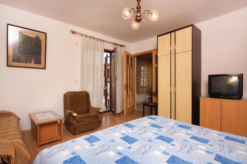 Apartment Vrbnik 5301b - image 2