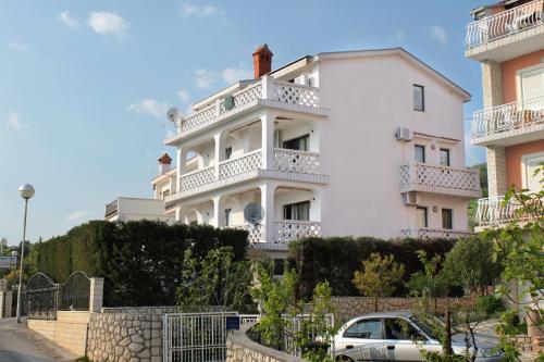 Apartments with a parking space Selce, Crikvenica - 5287 in Selce