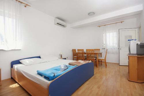 บริการและสิ่งอำนวยความสะดวก, Apartments and rooms with parking space Sveti Vid, Krk - 5323 in สเวติ วิด-มิโฮลยิเซ