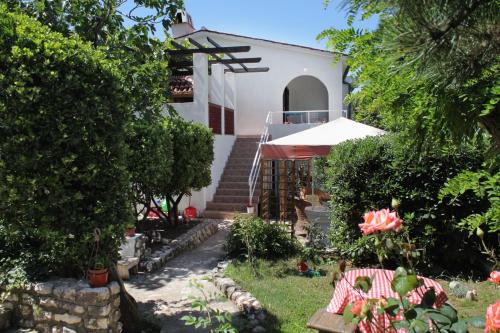 Apartments with a parking space Baska Krk - 5430 - image 8