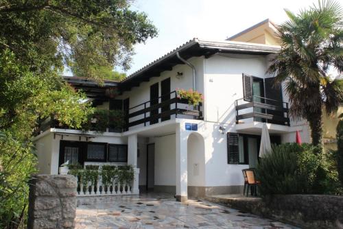 Apartments with parking space Artatore, Losinj - 5377 - Location saisonnière - Cunski