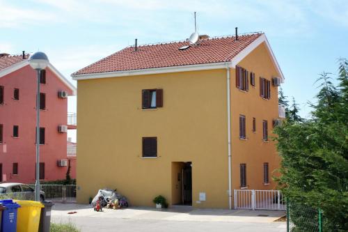 Apartments with a parking space Malinska (Krk) - 5397 - image 11