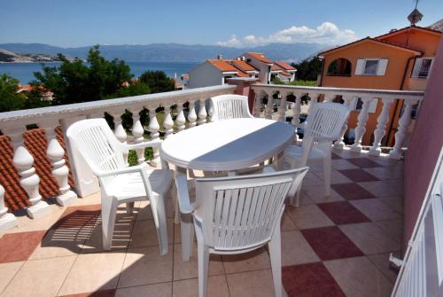 Apartment Baska 5450a - image 4