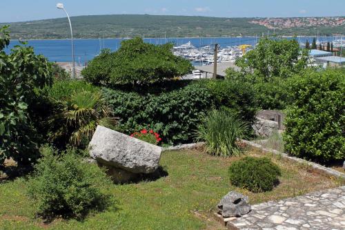 Apartment Punat 5428a - image 8