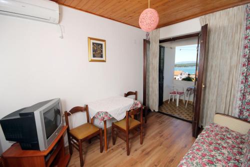 Apartment Punat 5428a - image 12