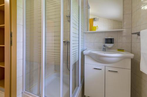 Apartment Selce 5367b - image 5