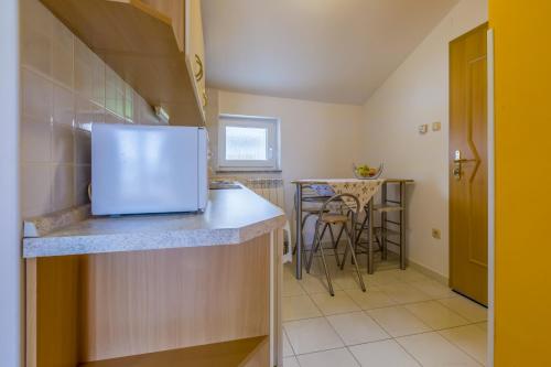 Apartment Selce 5367b - image 6