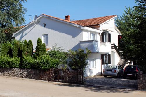  Apartments with a parking space Vantacici, Krk - 5425, Pension in Vantačići