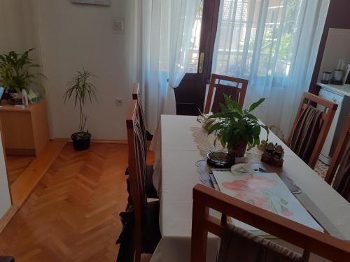 Two-Bedroom Apartment with Terrace image 4