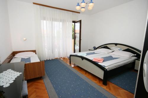 Apartments with a parking space Selce Crikvenica - 5513 - image 11