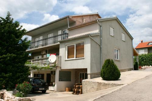 Apartments with a parking space Novi Vinodolski - 5529 - image 4
