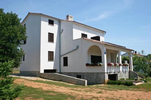 Apartments with a parking space Pinezici Krk - 5465 - image 6