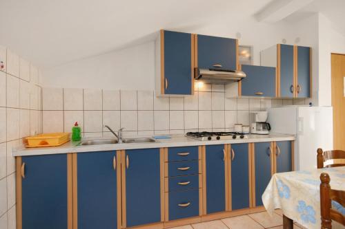 ห้องครัว, Apartments with a parking space Pinezici, Krk - 5465 in ปิเนซิซี