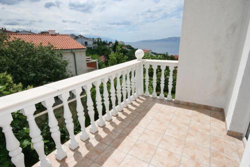 Apartments with a parking space Novi Vinodolski - 5526 - image 3