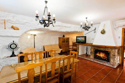 Koplietošanas atpūtas telpa ar TV, Casa Rural La Herradura del rio Jucar in Jorquera