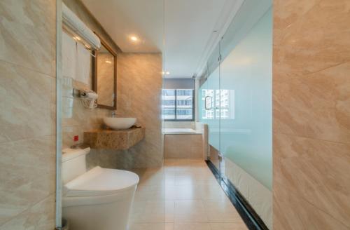 room detail thumbnail 2