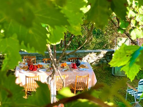 . Mountain Home Inn-Guesthouse