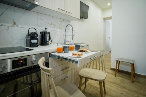 Central Corner Apts - Charming Apartments for 3 in the Heart of the City Perfect for Memorable Summe - Ζάκυνθος
