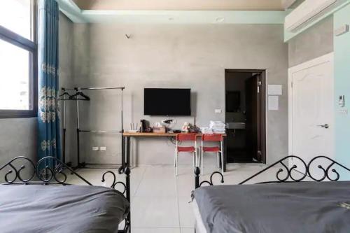 2 double beds