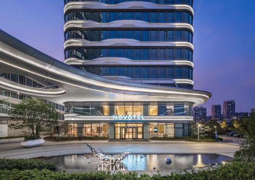Widok z zewnątrz, Novotel Shanghai Wanyuan in Xuhui i Minhang