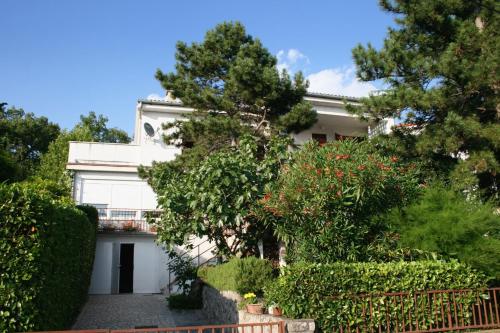 Apartments with WiFi Selce Crikvenica - 5565