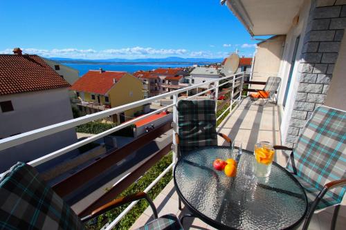Apartments with parking space Crikvenica - 5553 2