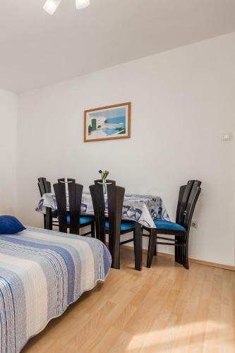 Apartments by the sea Klenovica Novi Vinodolski - 5575 - main image
