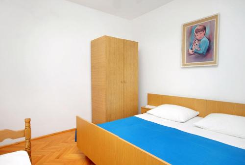 Apartments with a parking space Senj - 5571 - image 10