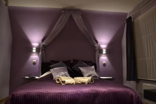 This photo about B&B Luxe Kamers Noord-Zuid shared on HyHotel.com