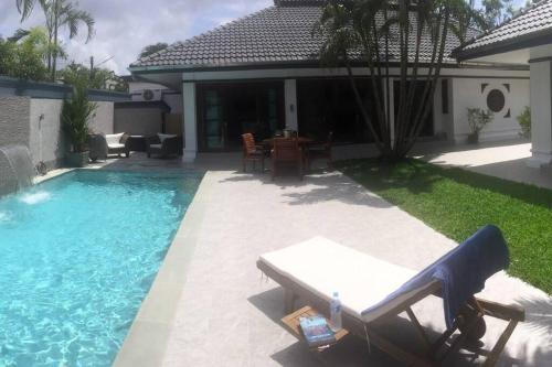 Private villa at Loch Palm and Red Mountain golf course