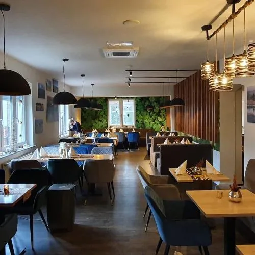 Rhönblick Landhotel - Restaurant - Countrypub in Petersberg, Deutschland