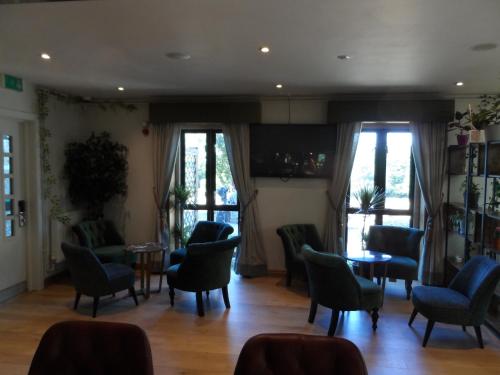 Stanton House Hotel - image 12